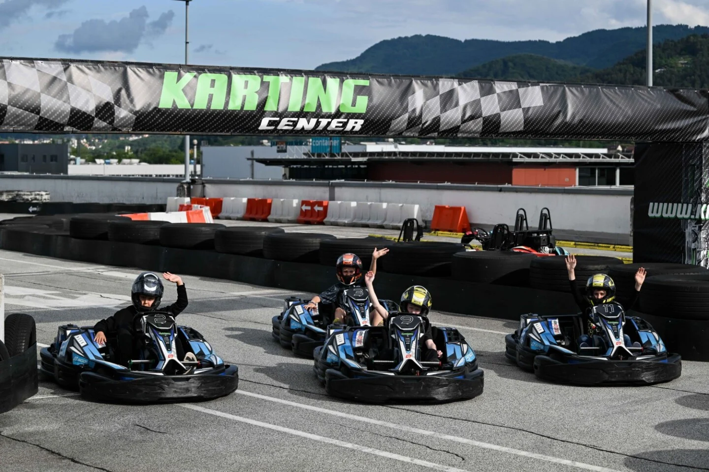TurboLap Karting dynamic track and race format for drivers